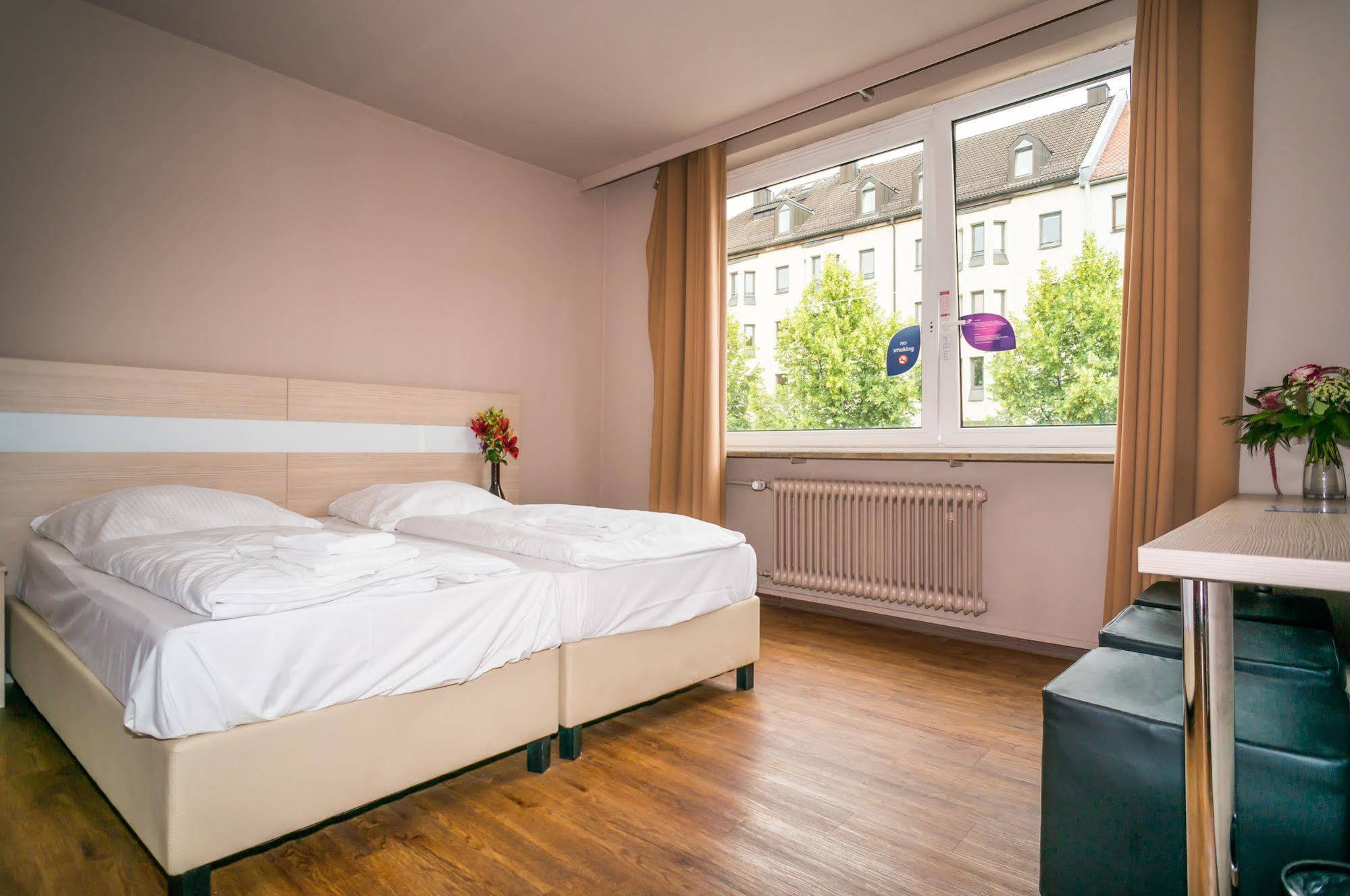 Smart Stay - Hostel Munich City Εξωτερικό φωτογραφία